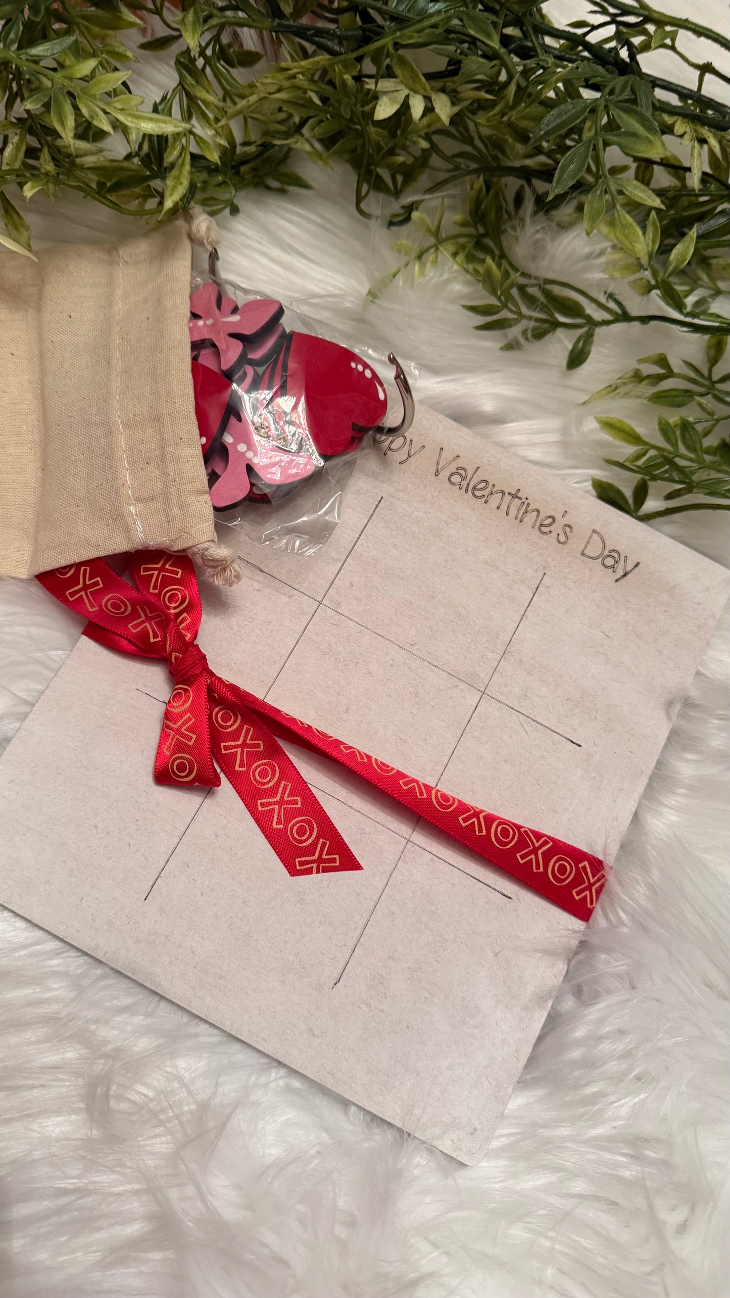 Valentine’s Travel Tic-Tac-Toe – A Love-Themed Game for On-the-Go Fun!