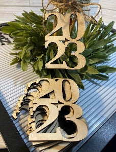 2024 Tags | Graduation Decor | 10 Pack Natural - Designs by SNK