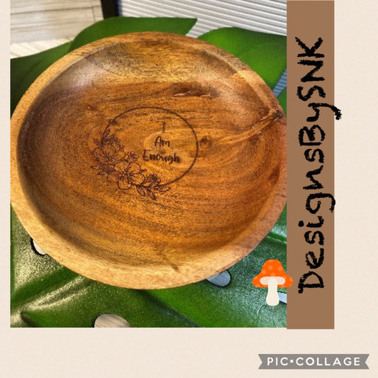 Round wood bowl | engraved bowl