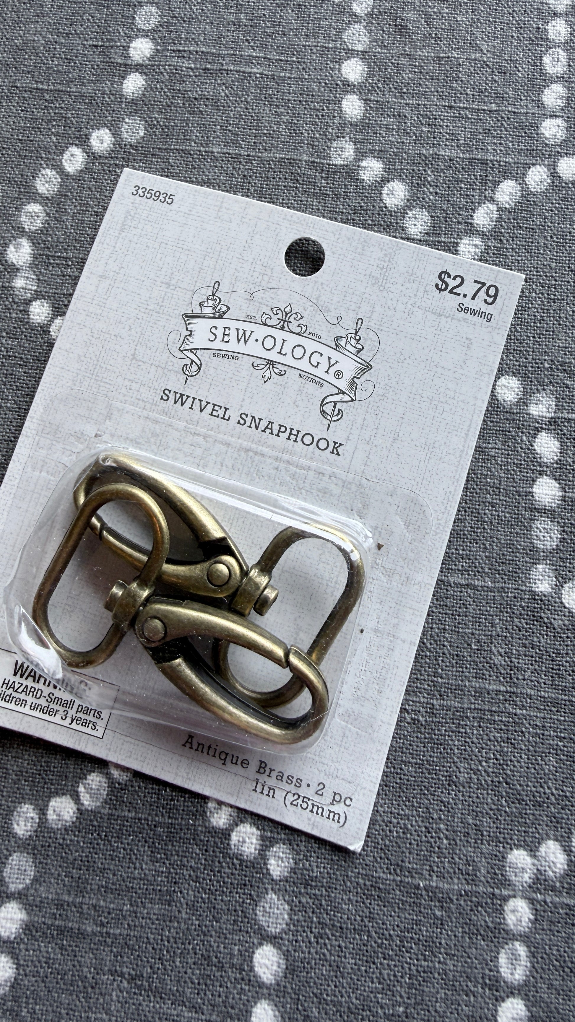 Brushed gold swivel latch hardware for jewelry and leather crafts, 2-pack with premium finish